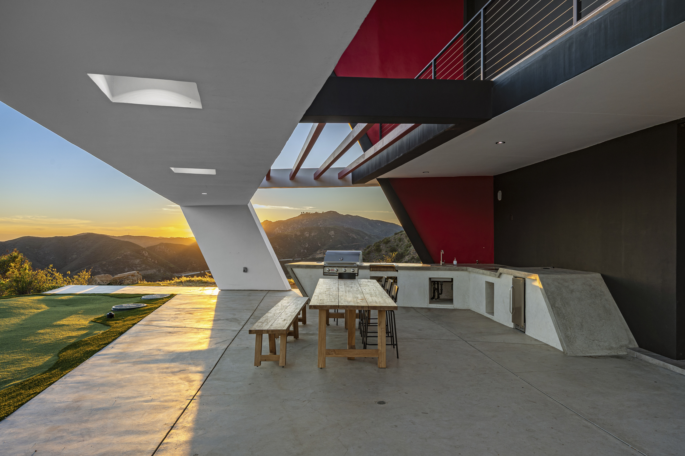  2540 Cayman Rd - 物件實景