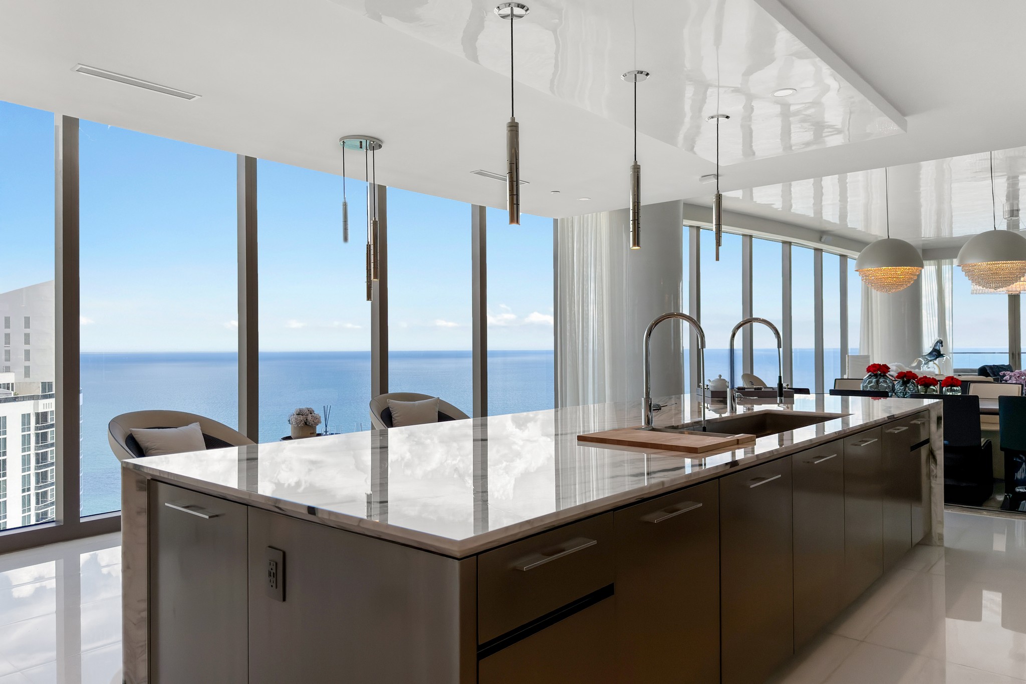  17975 Collins Ave, Sunny Isles Beach, FL, 33160 - 物件實景