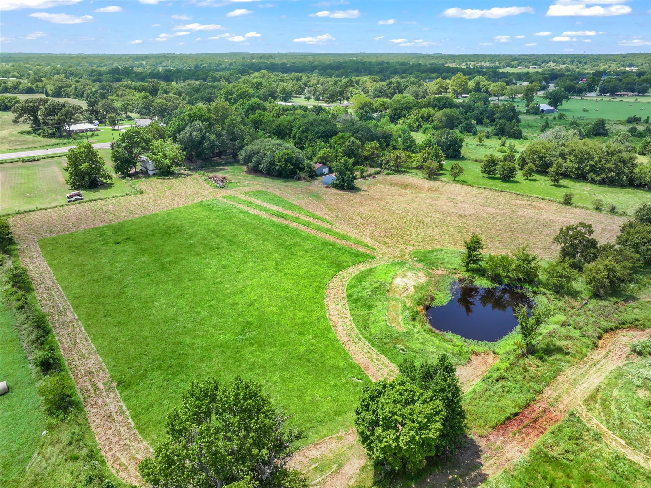 Canton, Texas, 75103, United States, 3 Bedrooms Bedrooms, ,2 BathroomsBathrooms,Residential,For Sale,1974992