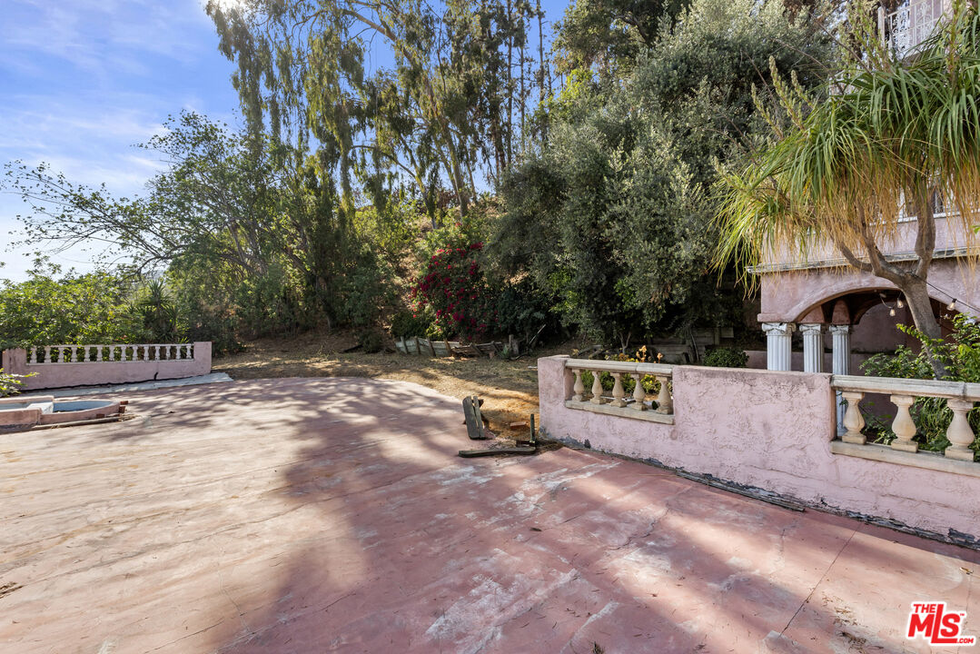 Los Angeles, California, 90046, United States, ,Land,For Sale,1891121