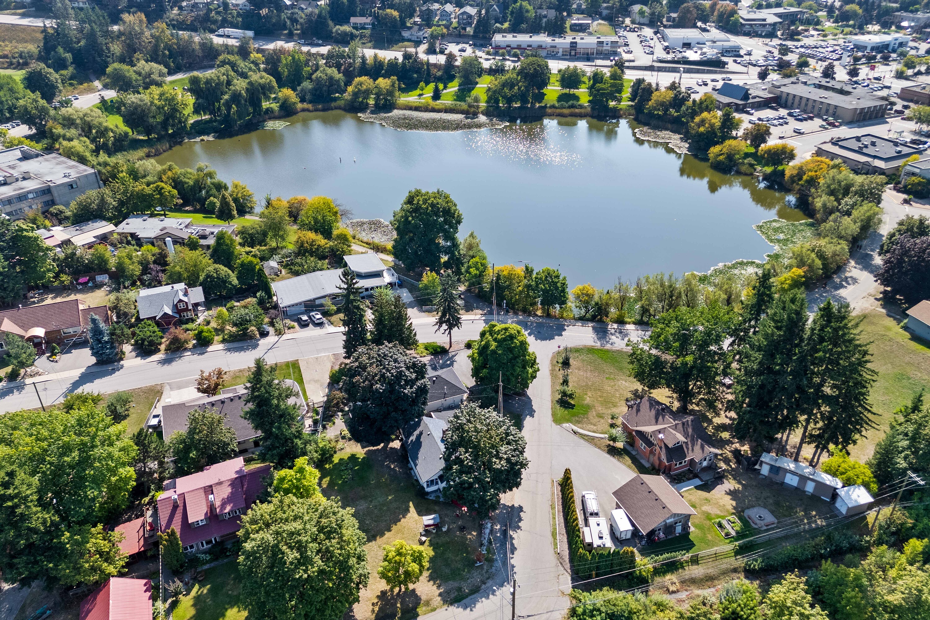  Salmon Arm, Thompson & Okanagan - 物件實景