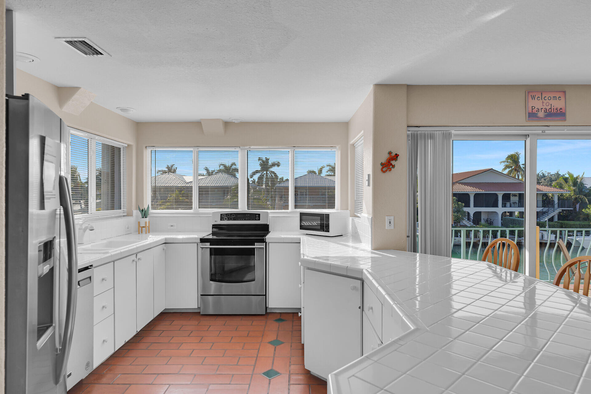 KEY COLONY, Florida, 33051, United States, 3 Bedrooms Bedrooms, ,4 BathroomsBathrooms,Residential,For Sale,1988012