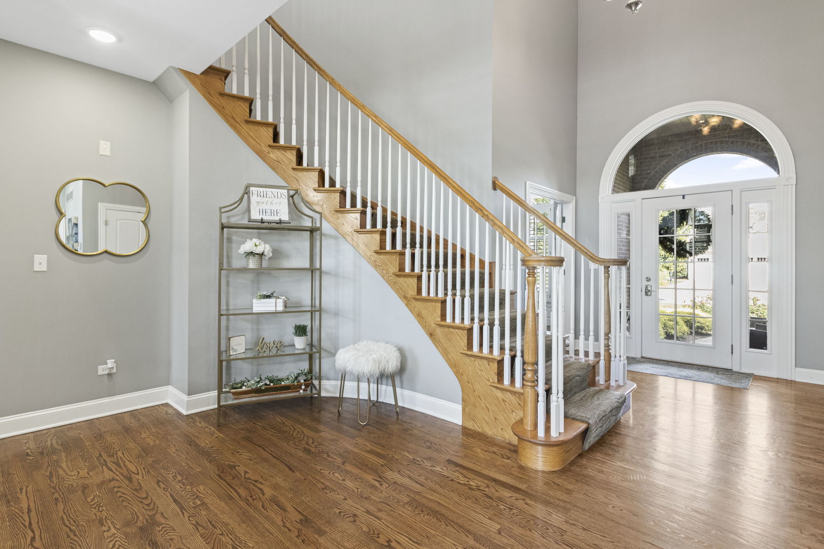 Shorewood, Illinois, 60404, United States, 4 Bedrooms Bedrooms, ,6 BathroomsBathrooms,Residential,For Sale,1933443