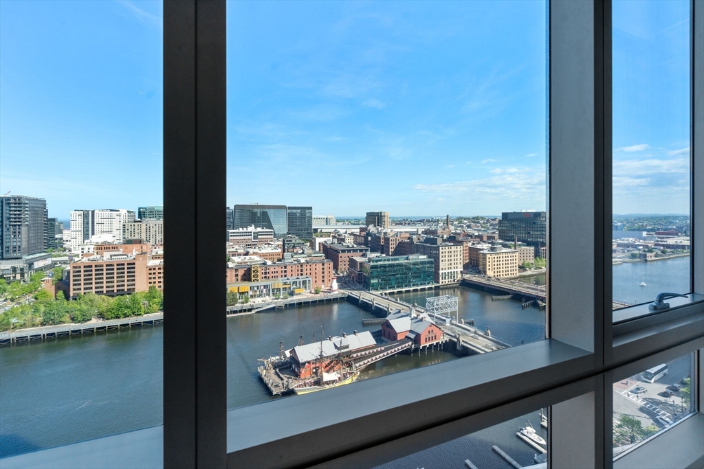 Boston, Massachusetts, 02210, United States, 3 Bedrooms Bedrooms, ,4 BathroomsBathrooms,Residential,For Sale,1821296