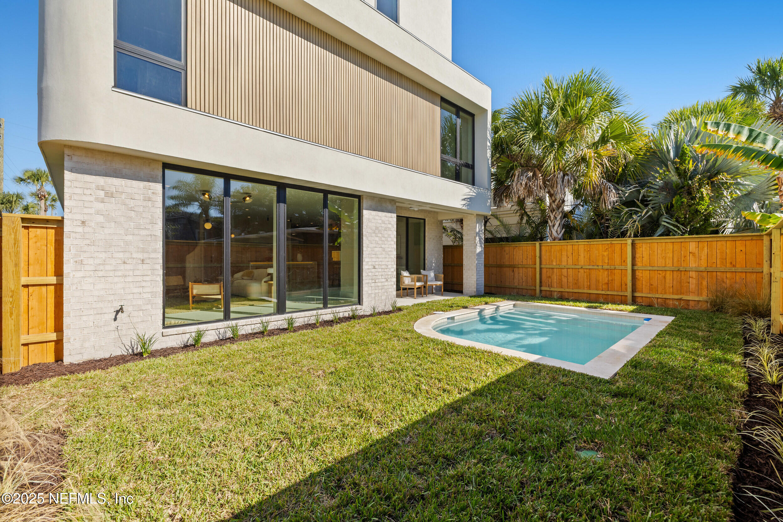 Atlantic Beach, Florida, 32233, United States, 6 Bedrooms Bedrooms, ,5 BathroomsBathrooms,Residential,For Sale,1989141