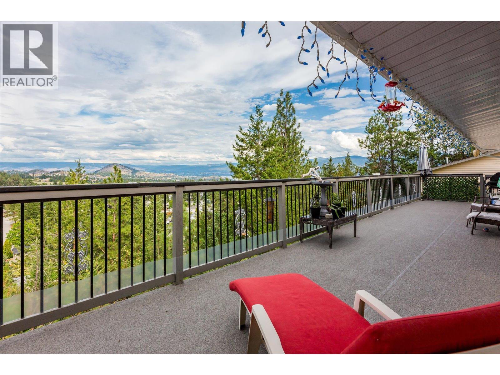 WEST KELOWNA, British Columbia, V4T 1A9, CA, 5 Bedrooms Bedrooms, ,2 BathroomsBathrooms,Residential,For Sale,1907472