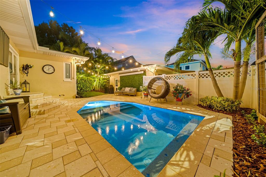 St Petersburg, Florida, 33704, United States, 2 Bedrooms Bedrooms, ,2 BathroomsBathrooms,Residential,For Sale,1897453