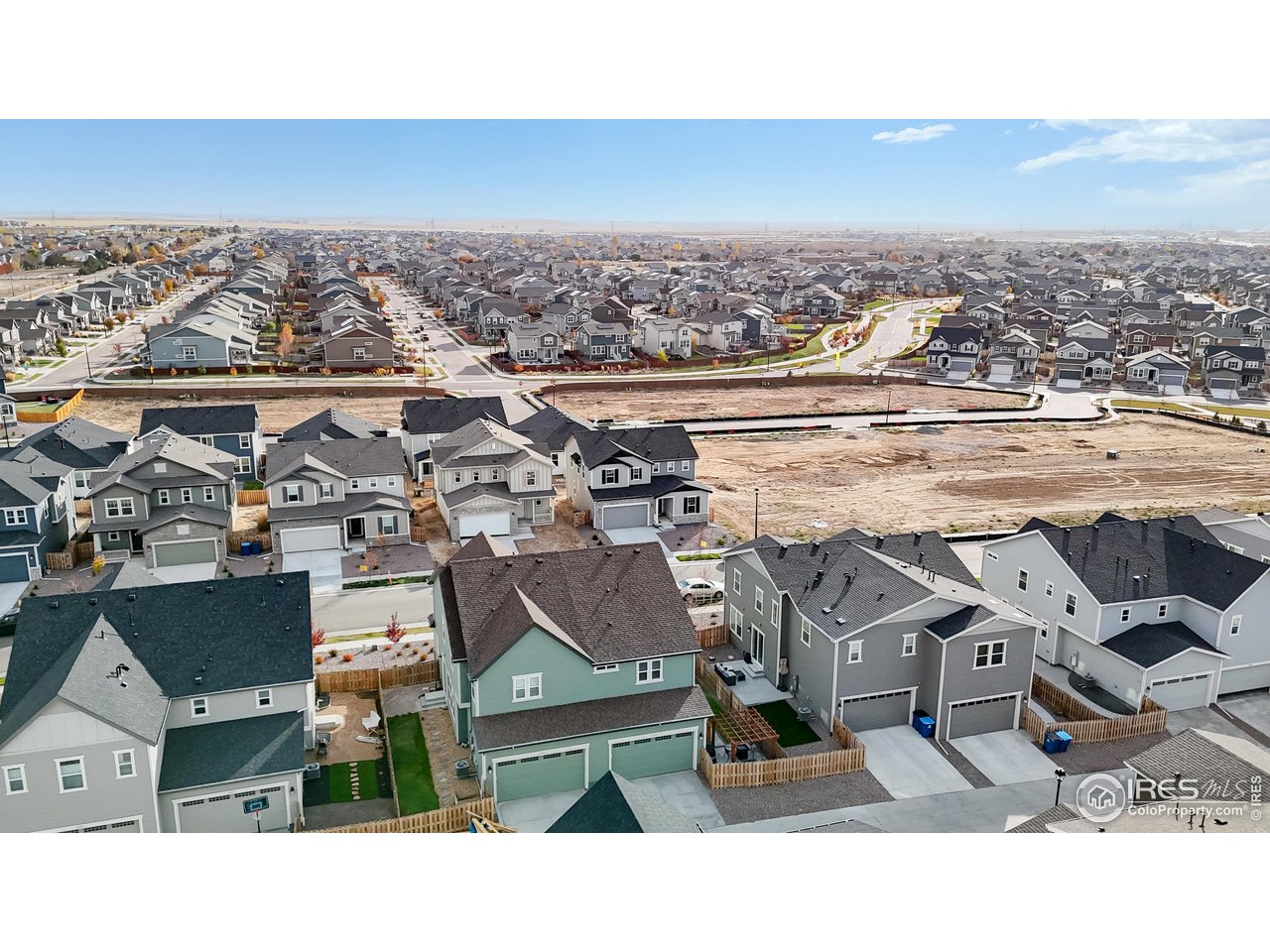 Commerce City, Colorado, 80022, United States, 3 Bedrooms Bedrooms, ,2 BathroomsBathrooms,Residential,For Sale,1987529