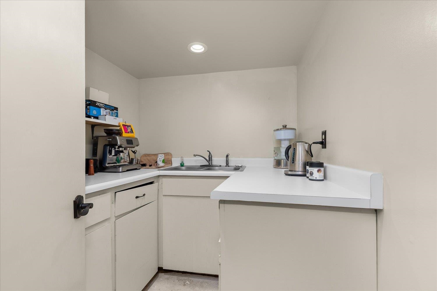Fairfield, Washington, 99012, United States, 5 Bedrooms Bedrooms, ,3 BathroomsBathrooms,Residential,For Sale,1796897
