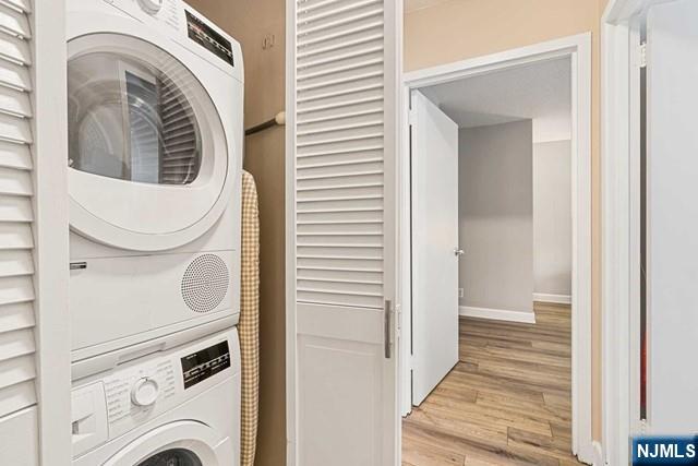 Edgewater, New Jersey, 07020, United States, 2 Bedrooms Bedrooms, ,2 BathroomsBathrooms,Residential,For Sale,1910959