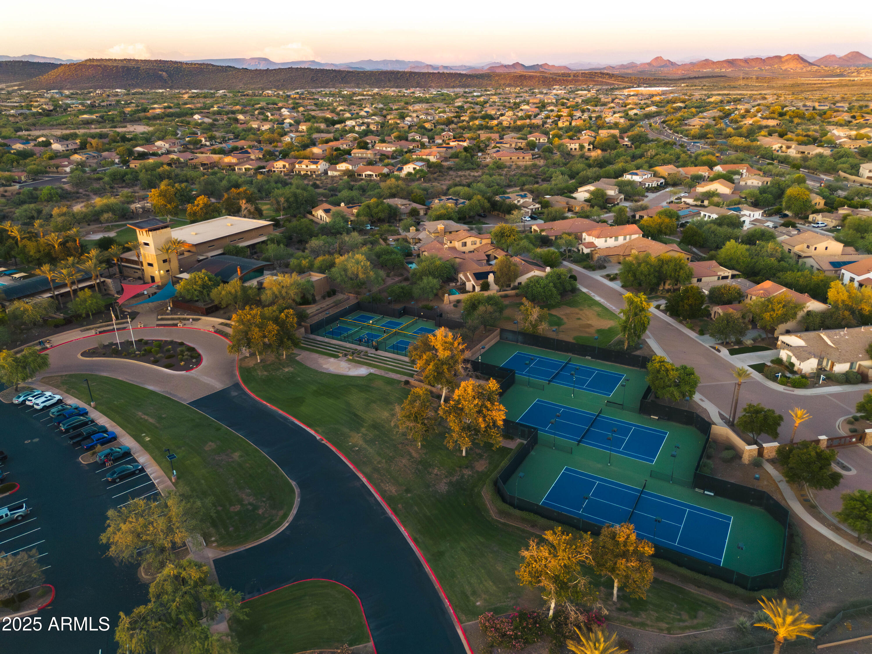 Peoria, Arizona, 85383, United States, 4 Bedrooms Bedrooms, ,Residential,For Sale,1913413