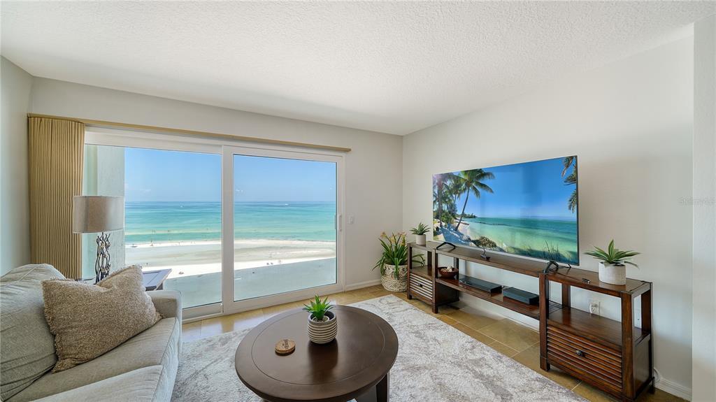 Sarasota, Florida, 34242, United States, 2 Bedrooms Bedrooms, ,2 BathroomsBathrooms,Residential,For Sale,1827426