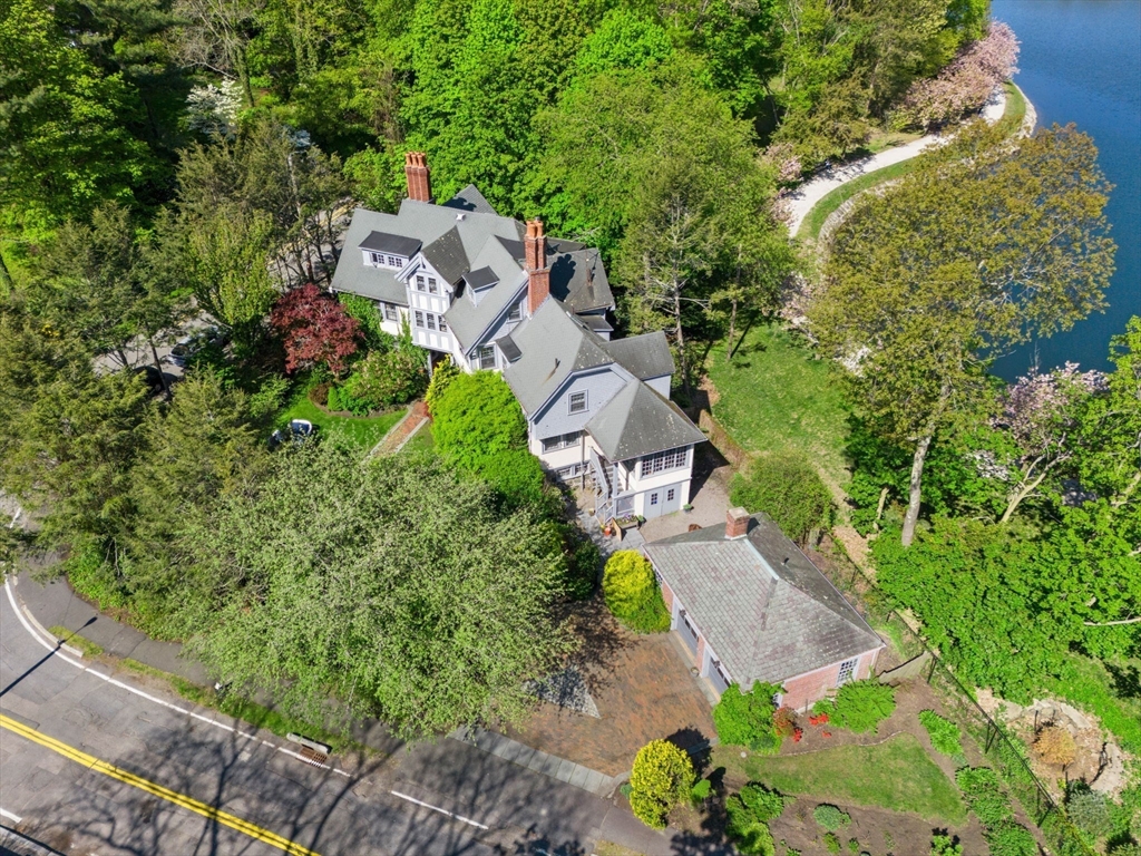 Brookline, Massachusetts, 02445, United States, 7 Bedrooms Bedrooms, ,5 BathroomsBathrooms,Residential,For Sale,1723459