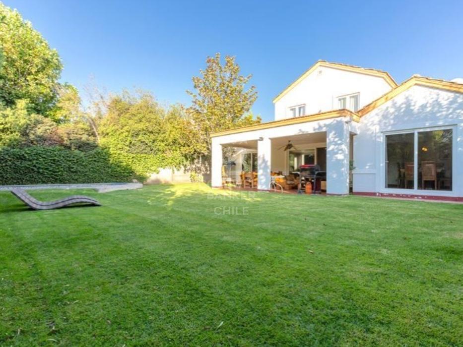 Colina, Chile, 4 Bedrooms Bedrooms, ,3 BathroomsBathrooms,Residential,For Sale,1867698