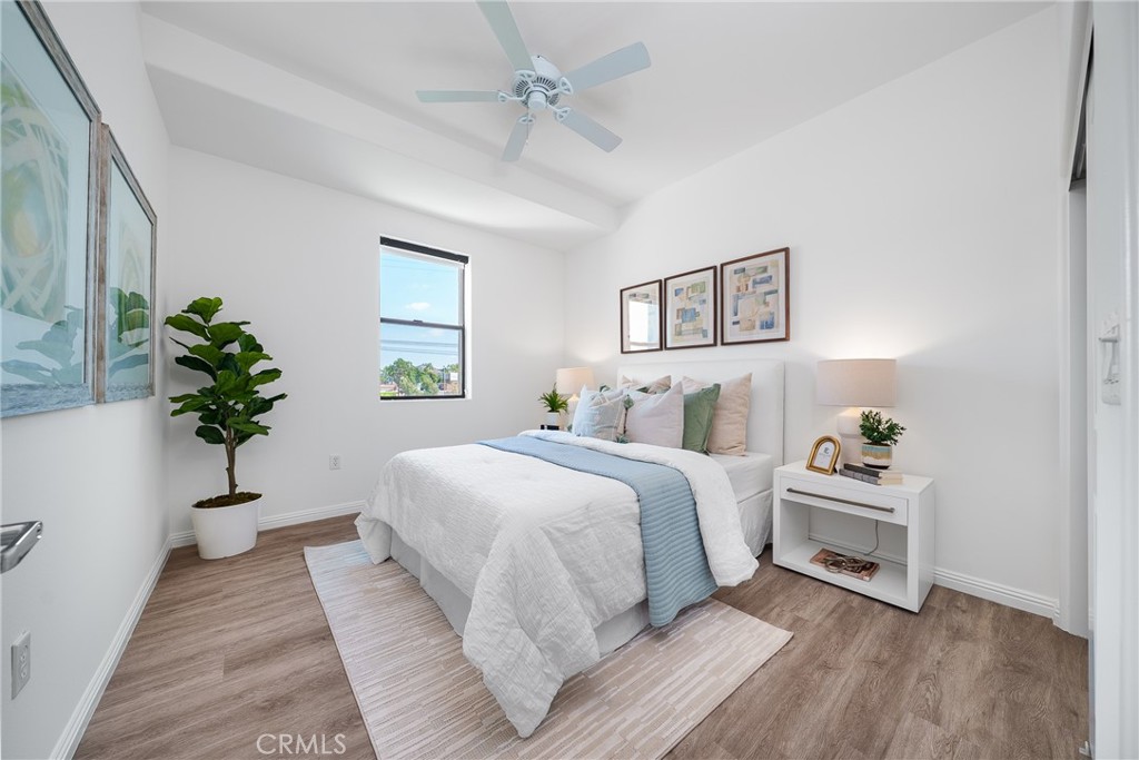 Glendale, California, 91205, United States, 2 Bedrooms Bedrooms, ,2 BathroomsBathrooms,Residential,For Sale,1950855