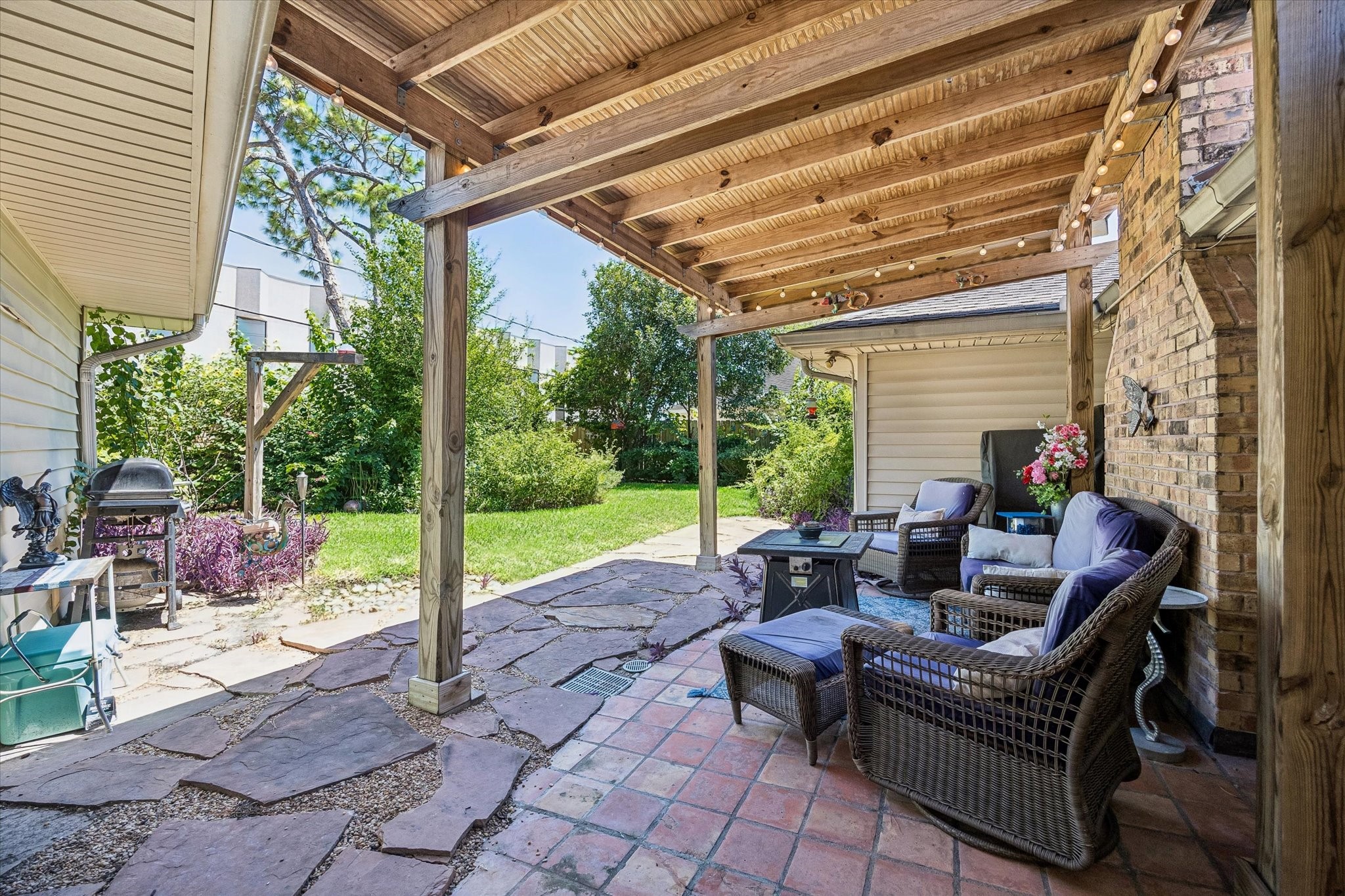  818 Olney Oak Drive - 物件實景