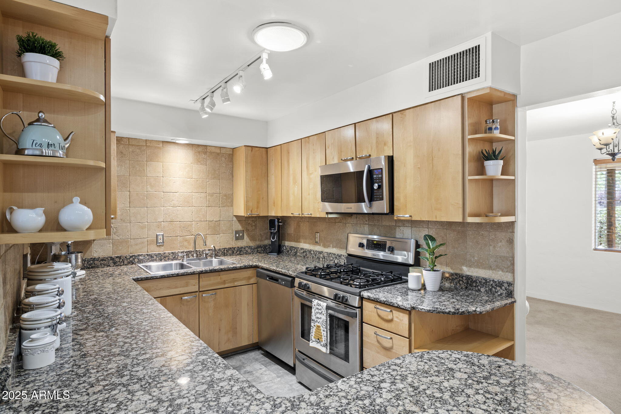 Phoenix, Arizona, 85016, United States, 3 Bedrooms Bedrooms, ,Residential,For Sale,1857122