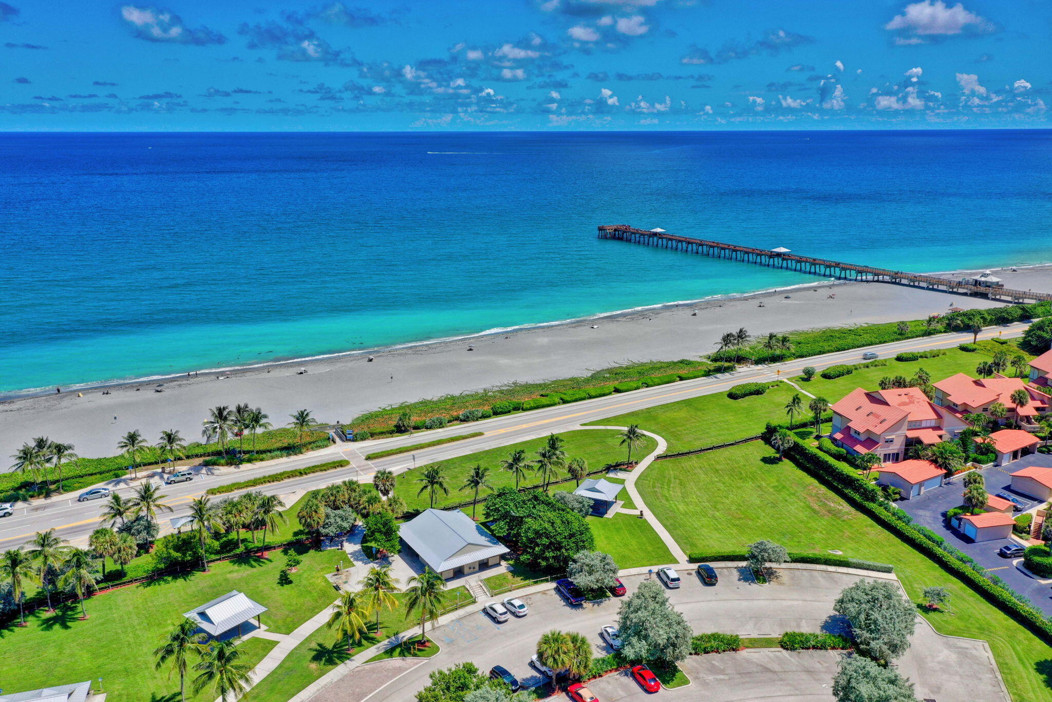 Jupiter, Florida, 33477, United States, 2 Bedrooms Bedrooms, ,2 BathroomsBathrooms,Residential,For Sale,1989274