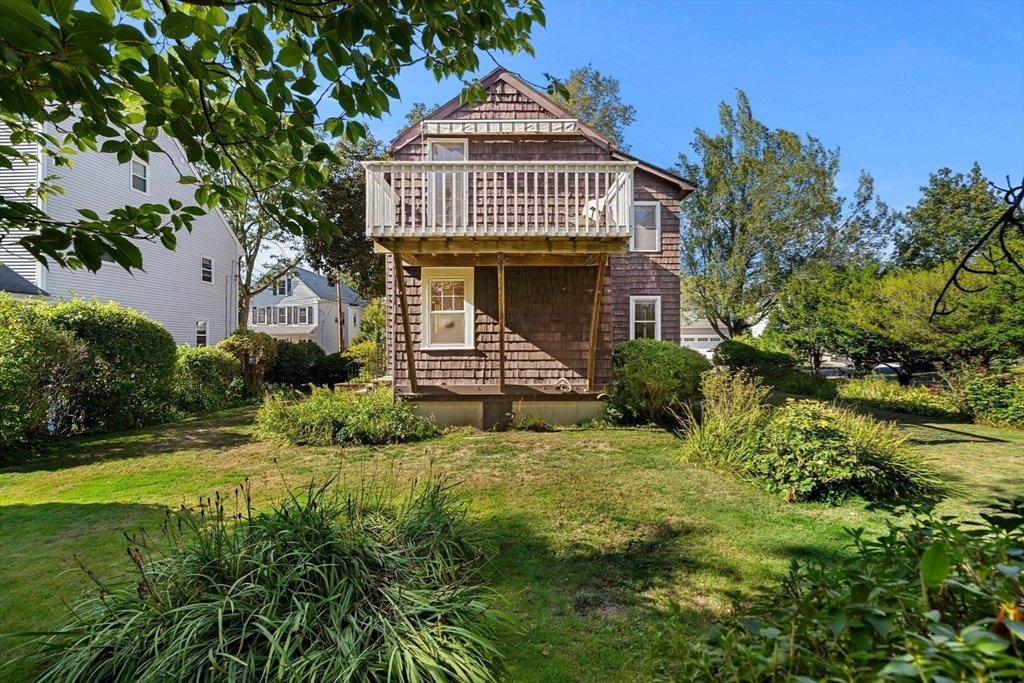 Wakefield, Massachusetts, 01880, United States, 4 Bedrooms Bedrooms, ,2 BathroomsBathrooms,Residential,For Sale,1947079