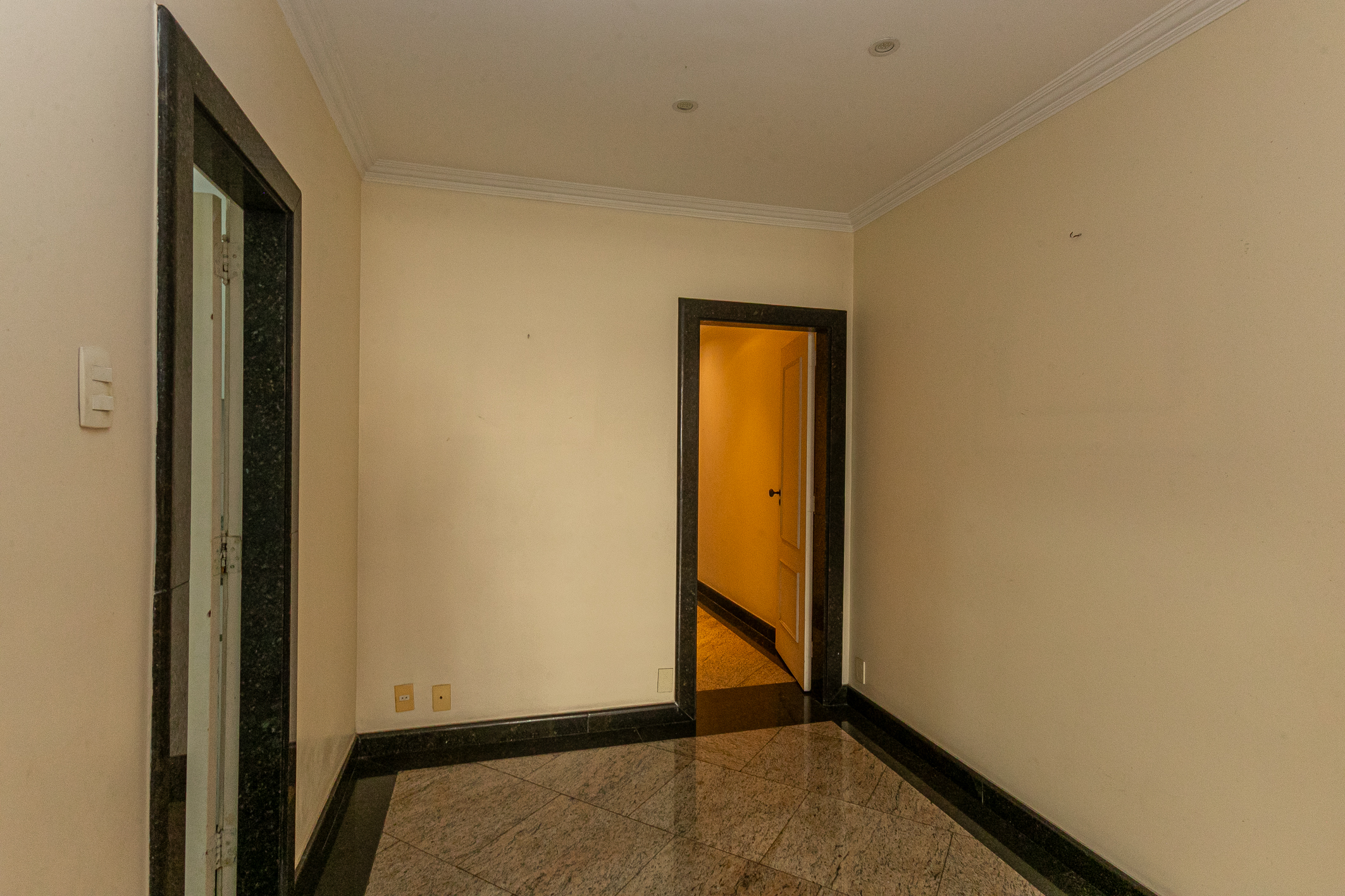  4-Bedroom Apartment on Rua Xavier da Silveira, Copacabana - 物件實景