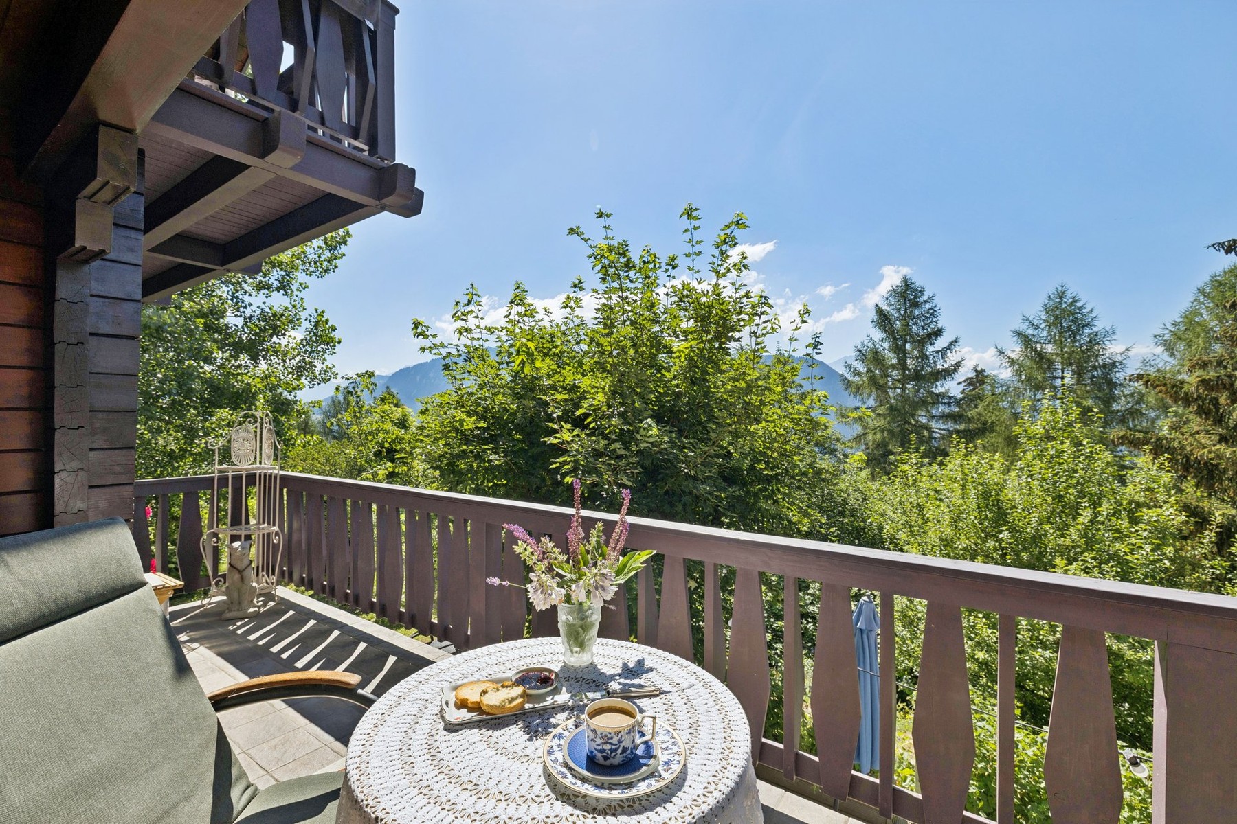  A peaceful retreat surrounded by nature. Near the Leysin American School. - 物件實景