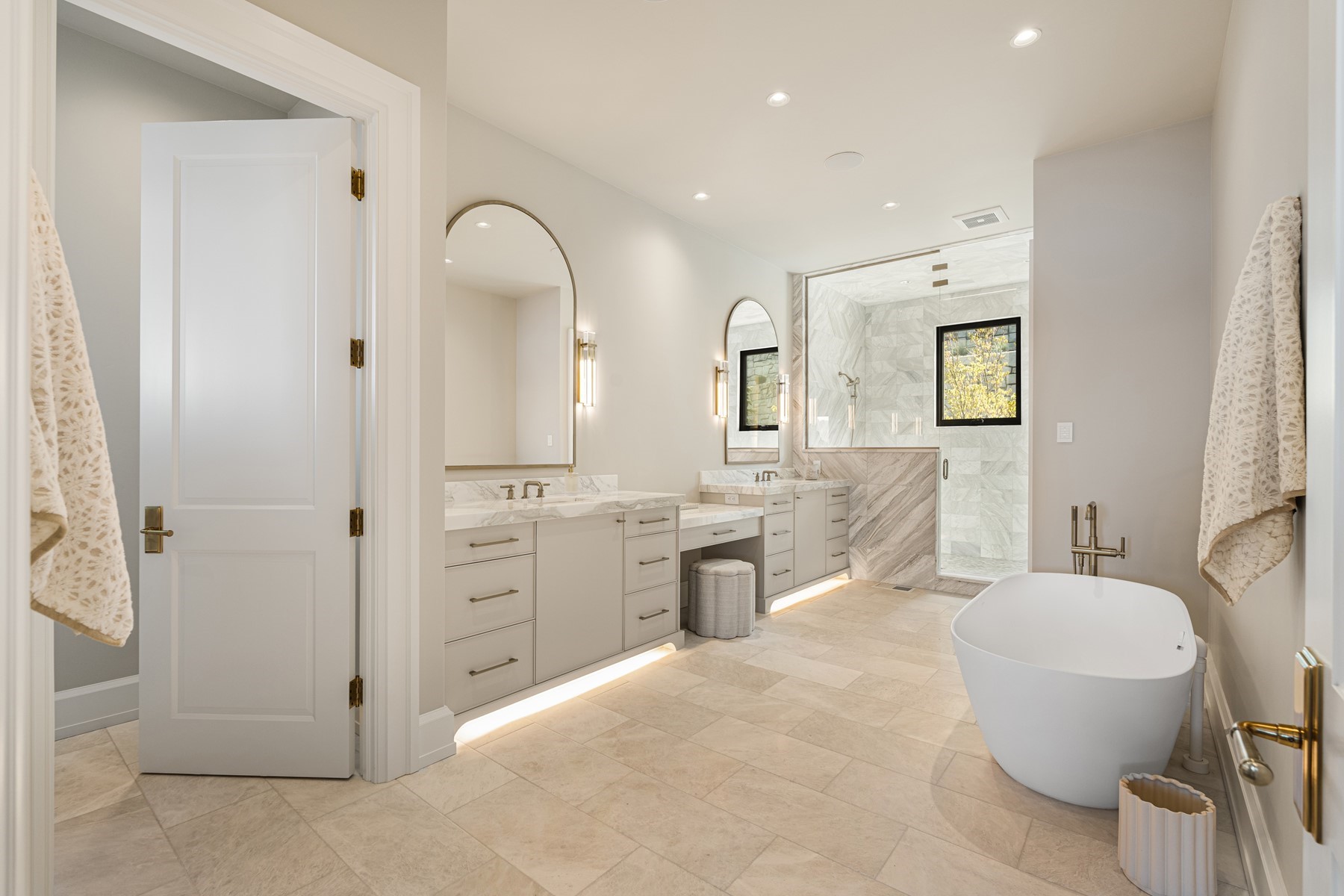  Luxury Waterfront 10 min to Town - 物件實景