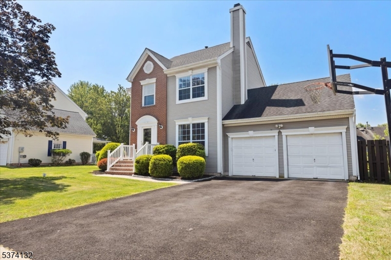 Branchburg Twp., New Jersey, 08876, United States, 3 Bedrooms Bedrooms, ,3 BathroomsBathrooms,Residential,For Sale,1903879