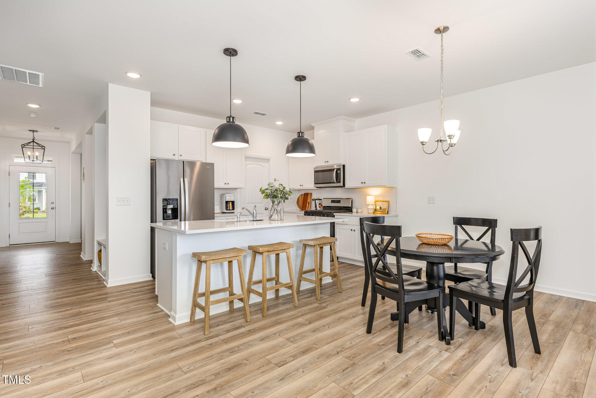 Holly Springs, North Carolina, 27540, United States, 3 Bedrooms Bedrooms, ,3 BathroomsBathrooms,Residential,For Sale,1912486