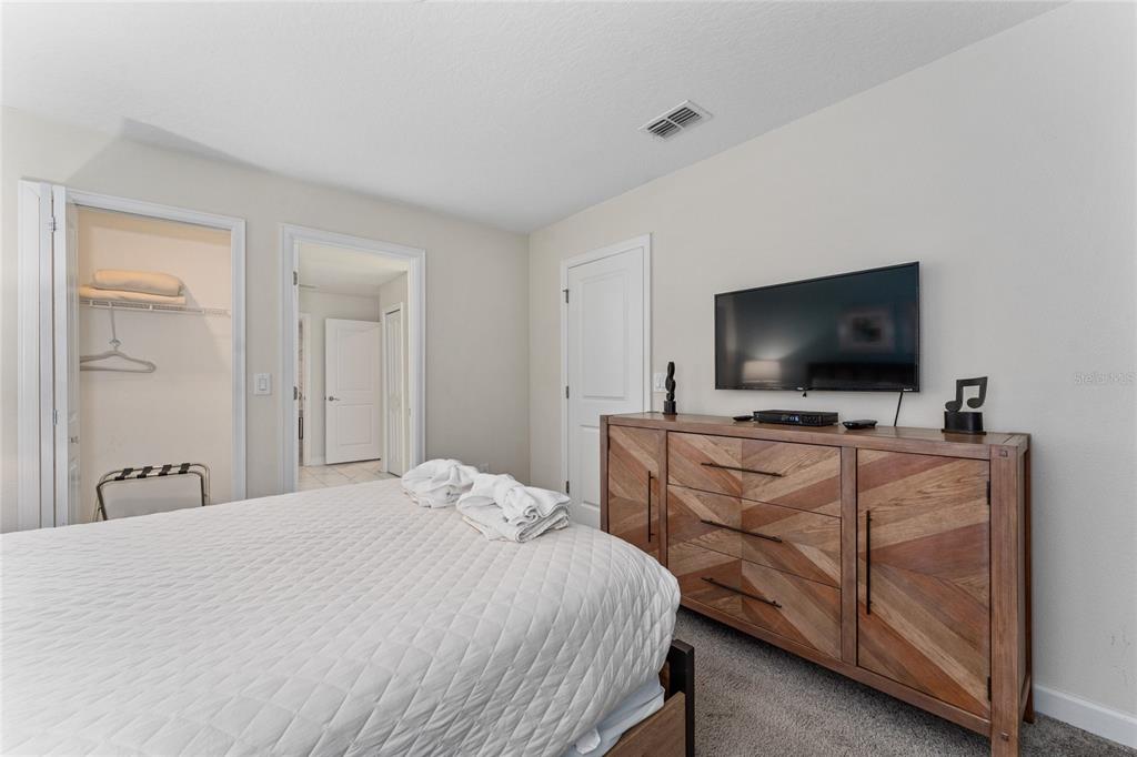 Davenport, Florida, 33896, United States, 8 Bedrooms Bedrooms, ,5 BathroomsBathrooms,Residential,For Sale,1907753