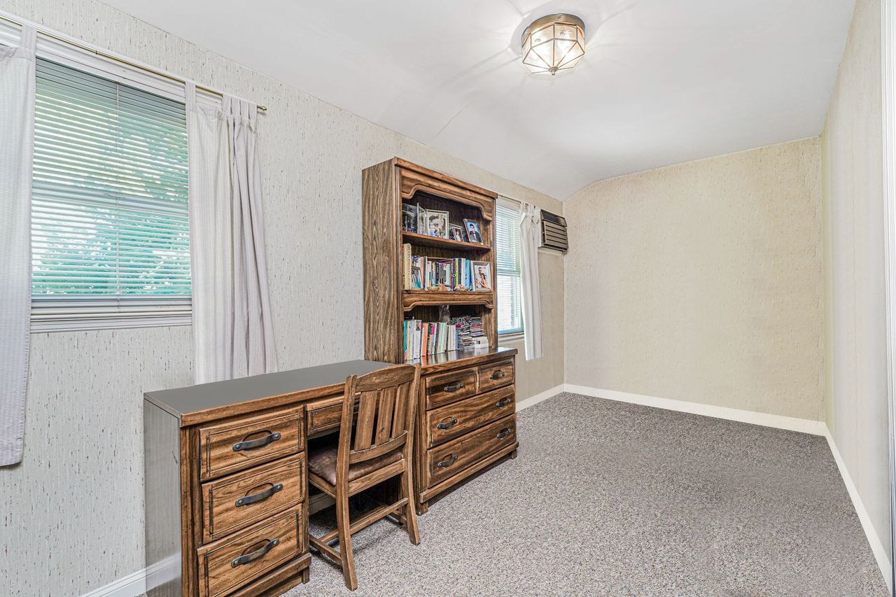 Staten Island, New York, 10302, United States, 5 Bedrooms Bedrooms, ,2 BathroomsBathrooms,Residential,For Sale,1914659