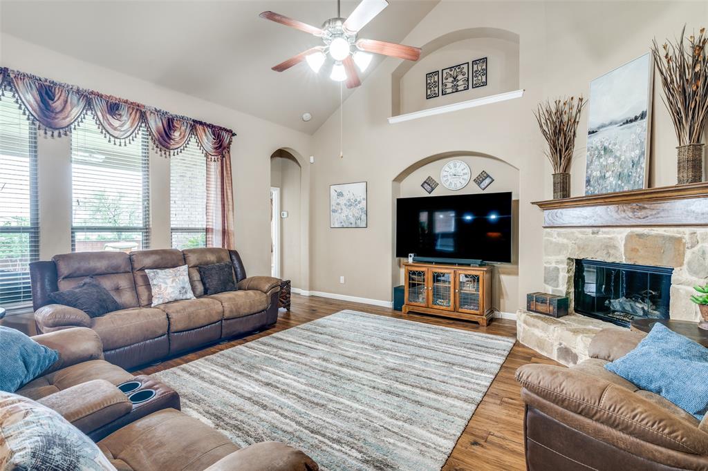Sachse, Texas, 75048, United States, 4 Bedrooms Bedrooms, ,3 BathroomsBathrooms,Residential,For Sale,1856358