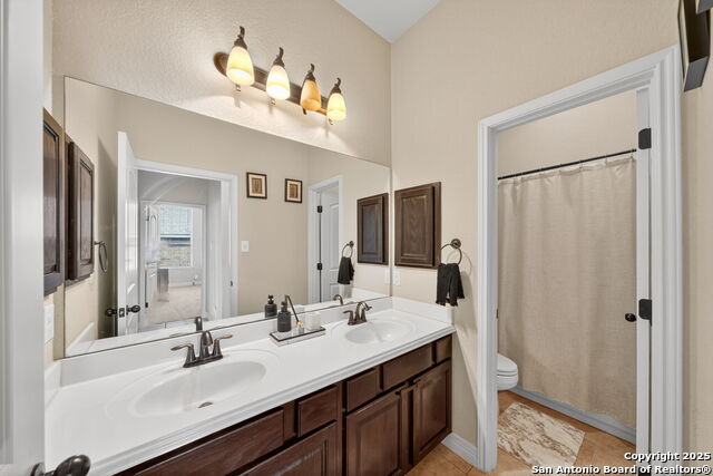 San Antonio, Texas, 78256, United States, 4 Bedrooms Bedrooms, ,4 BathroomsBathrooms,Residential,For Sale,1996381