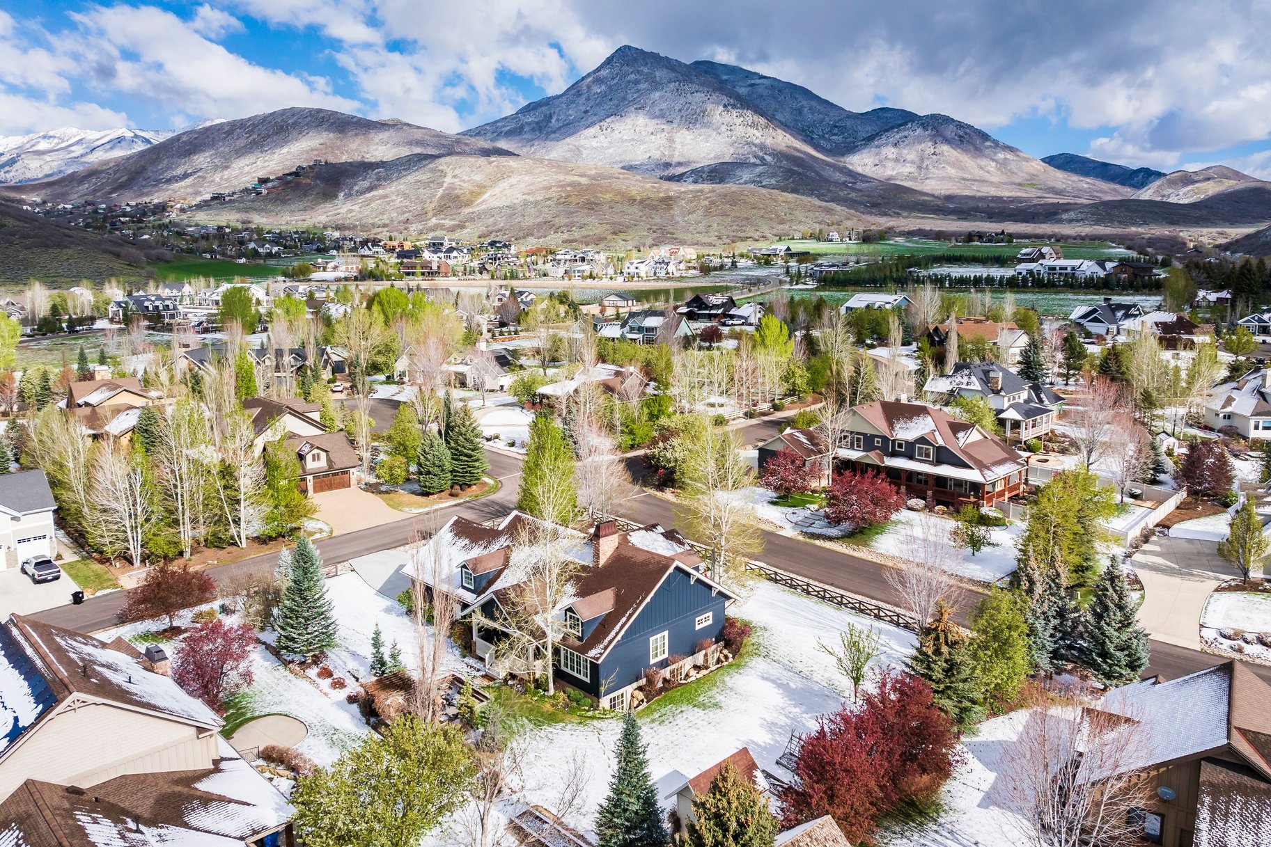  Custom Home In Dutch Fields Community In Midway - 物件實景