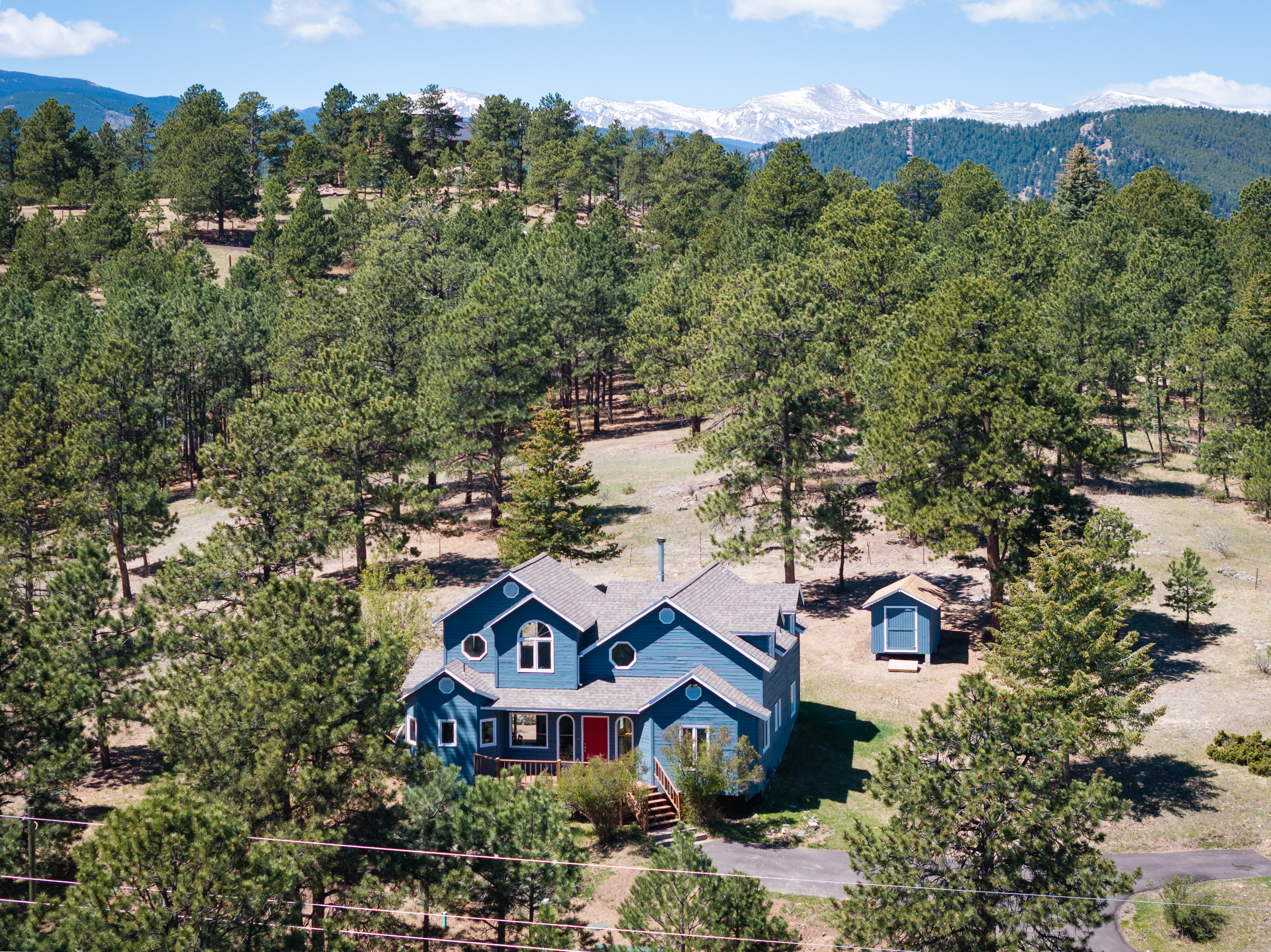  Nestled into the Foothills of The Rocky Mountains Your Shire Awaits - 物件實景
