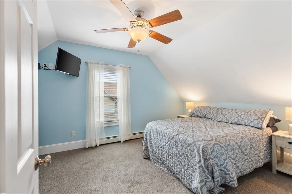 Malden, Massachusetts, 02148, United States, 5 Bedrooms Bedrooms, ,3 BathroomsBathrooms,Residential,For Sale,2033163