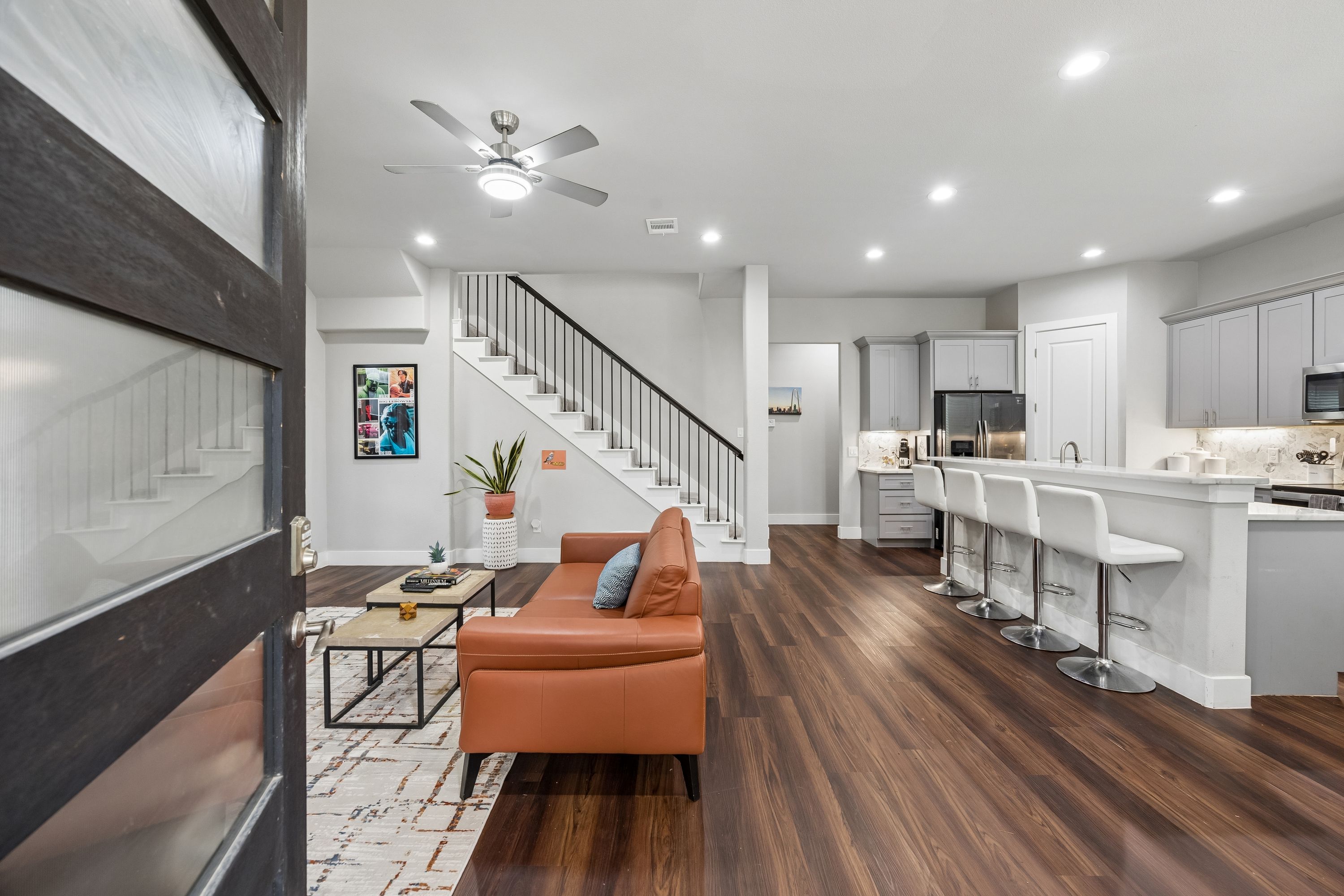  Rare Newer Multi Gen Living with Room to Grow - 物件實景