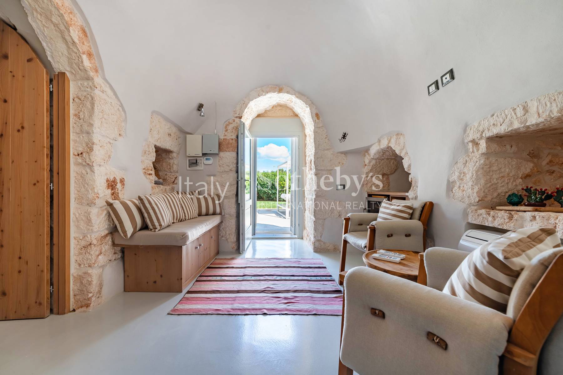  Villa Casolare: history, elegance and a panoramic pool in Ostuni - 物件實景