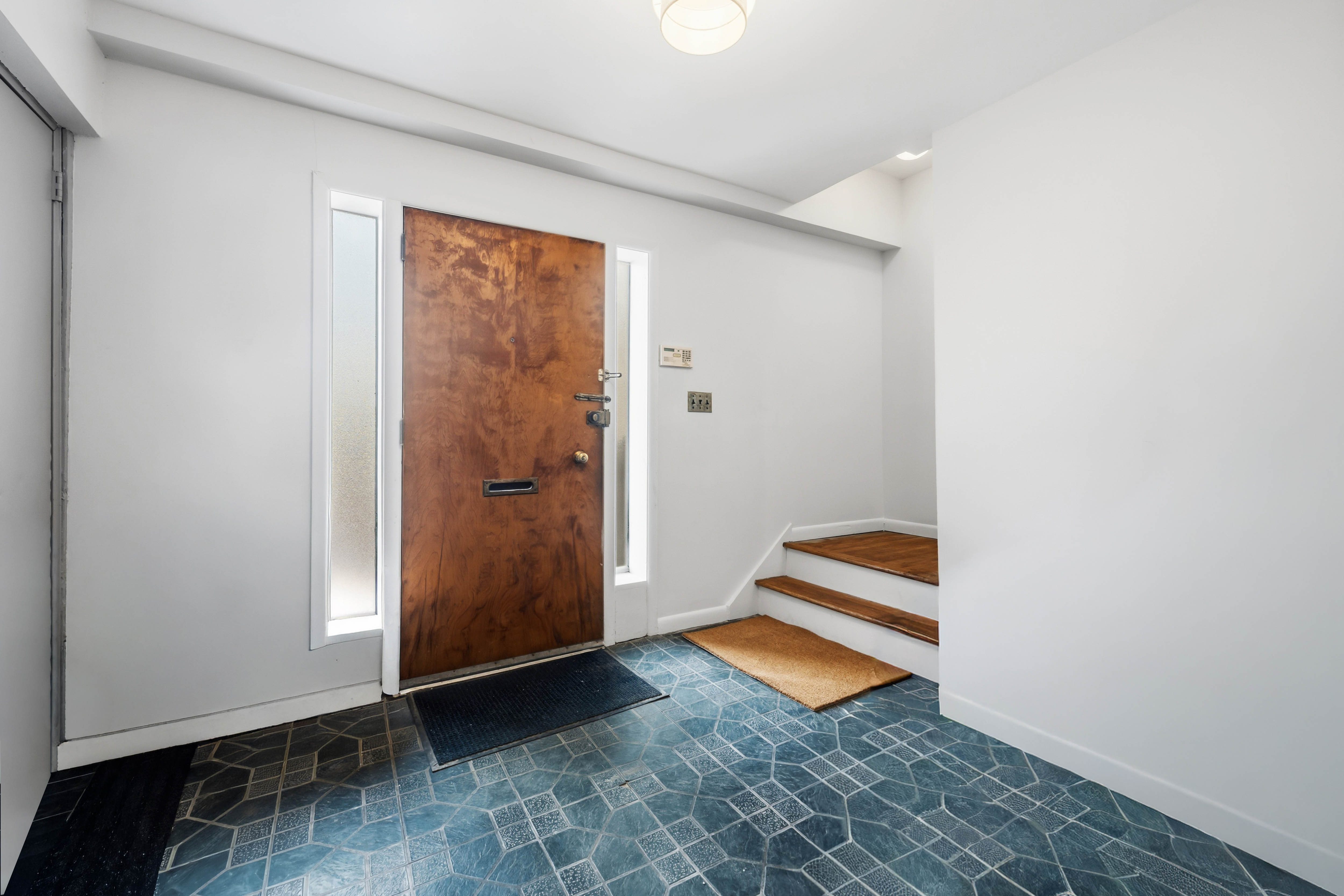  6209 Spencer Terrace - 物件實景