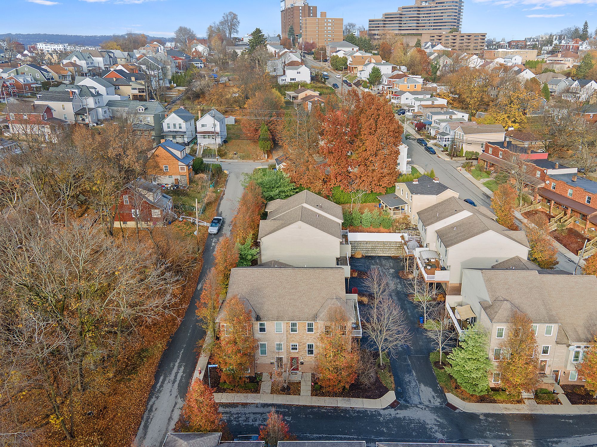  154 Sweetbriar Village Trail - 物件實景