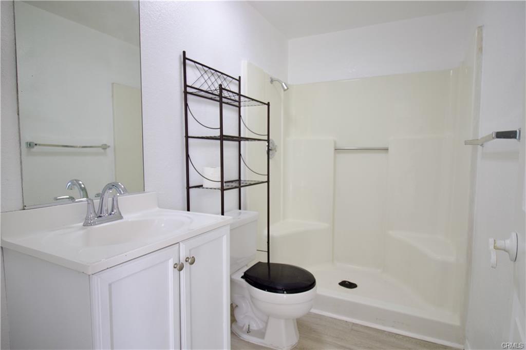 Hesperia, California, 92344, United States, 3 Bedrooms Bedrooms, ,2 BathroomsBathrooms,Residential,For Sale,1943292