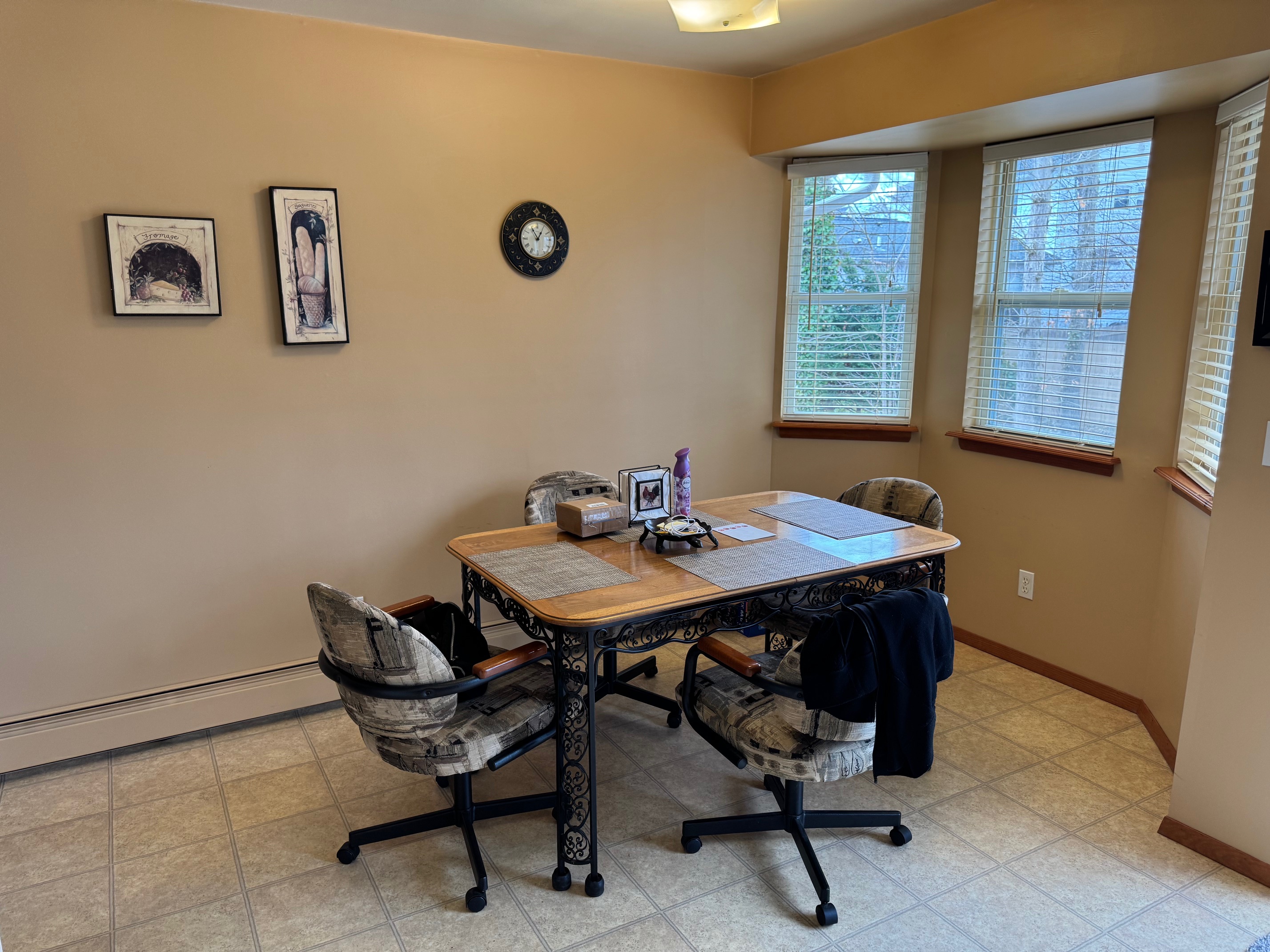 Shirley, New York, 11967, United States, 3 Bedrooms Bedrooms, ,2 BathroomsBathrooms,Residential,For Sale,1762407