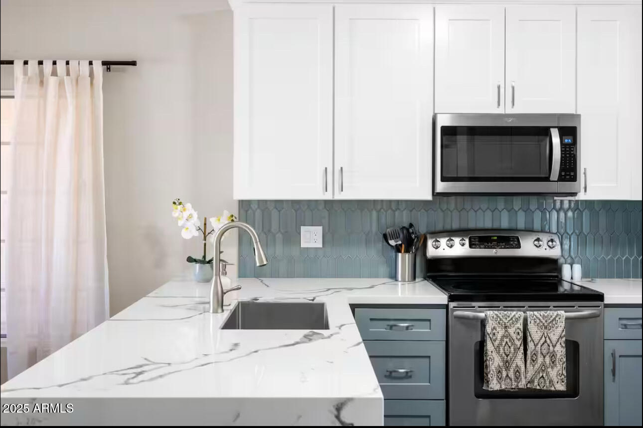 Peoria, Arizona, 85381, United States, 3 Bedrooms Bedrooms, ,Residential,For Sale,1895850