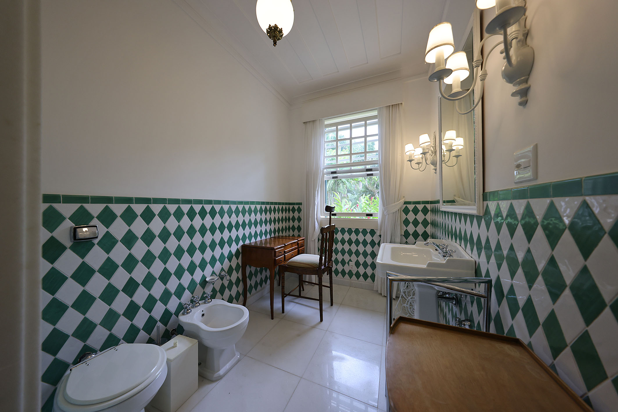  Renovated Farm with an Impressive Main Residence and Complete Infrastructure - 物件實景
