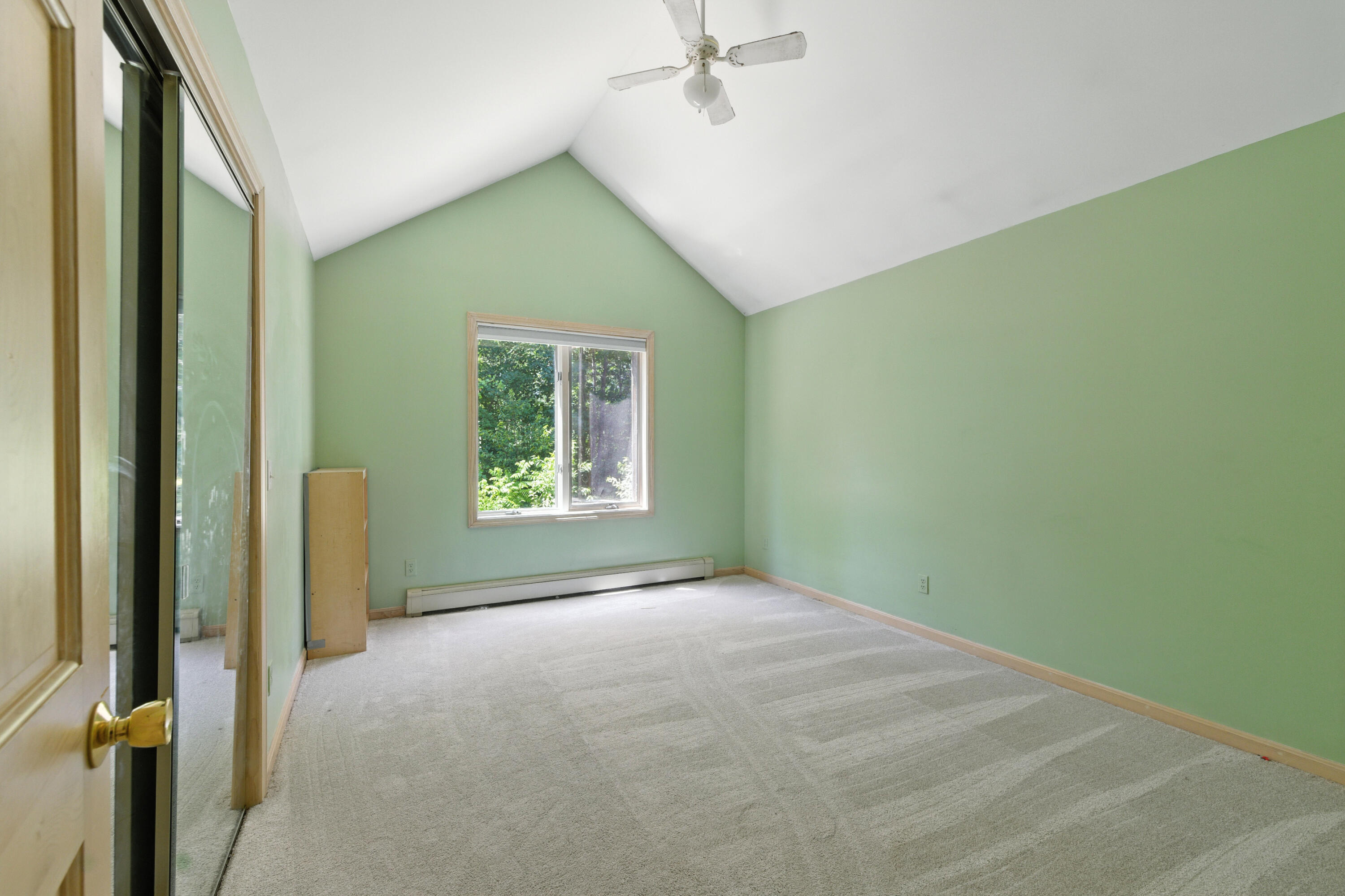 Lewiston, Maine, 04240, United States, 4 Bedrooms Bedrooms, ,3 BathroomsBathrooms,Residential,For Sale,1770488