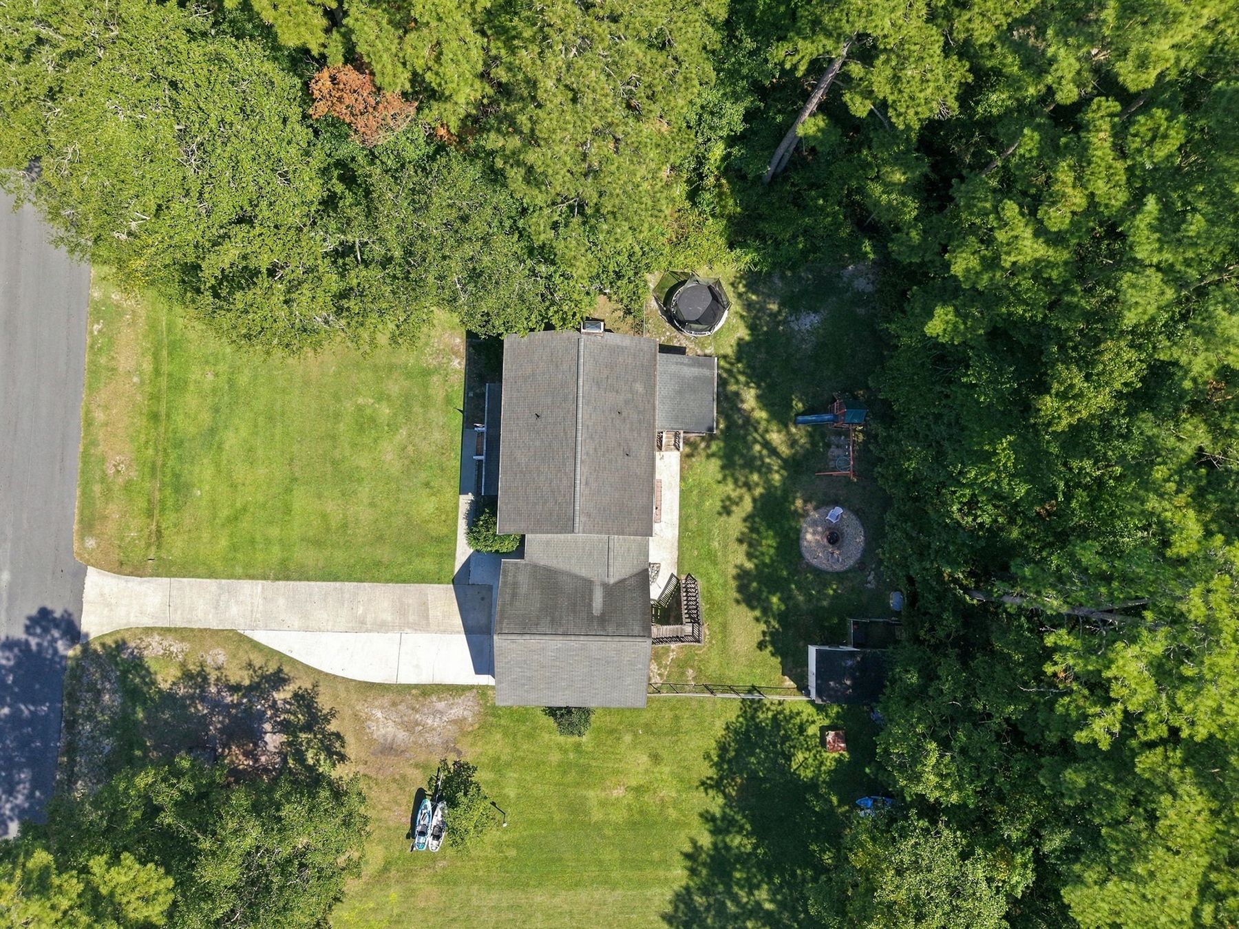  202 Holyoke Drive, Washington, NC 27889 - 物件實景