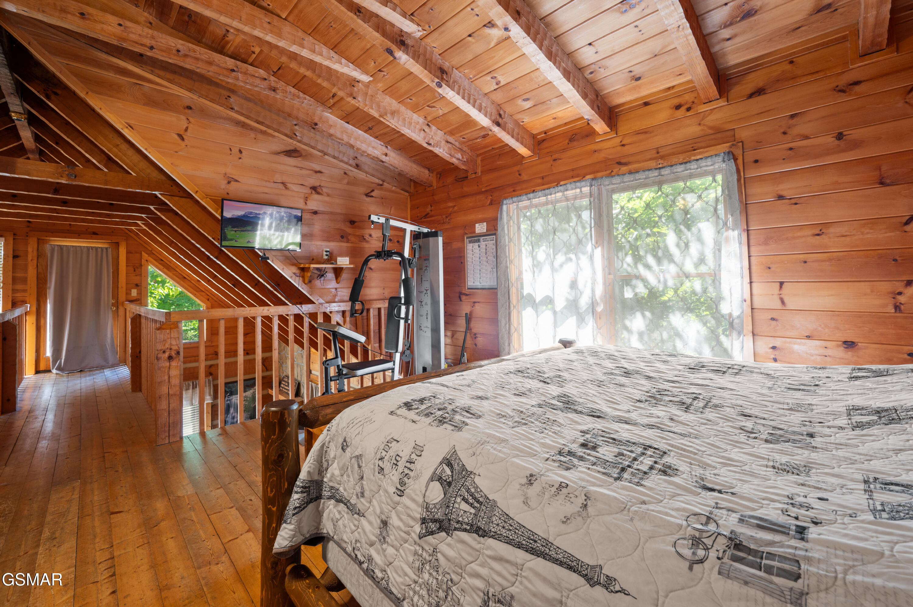 Gatlinburg, Tennessee, 37738, United States, 1 Bedroom Bedrooms, ,2 BathroomsBathrooms,Residential,For Sale,1977130