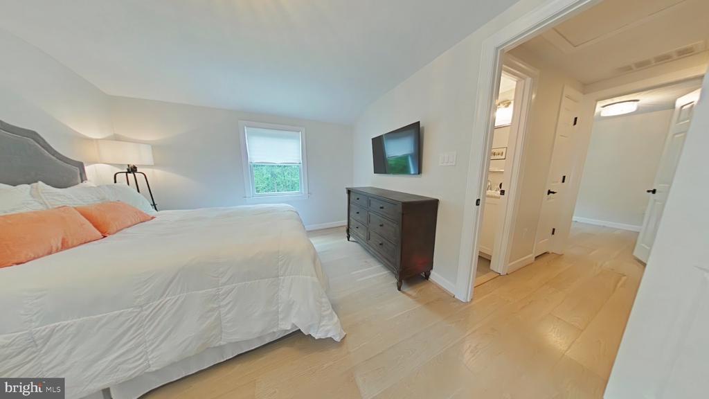 Woodbridge, Virginia, 22193, United States, 3 Bedrooms Bedrooms, ,3 BathroomsBathrooms,Residential,For Sale,1977402