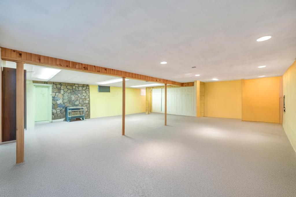 Islip Terrace, New York, 11752, United States, 3 Bedrooms Bedrooms, ,3 BathroomsBathrooms,Residential,For Sale,1898888