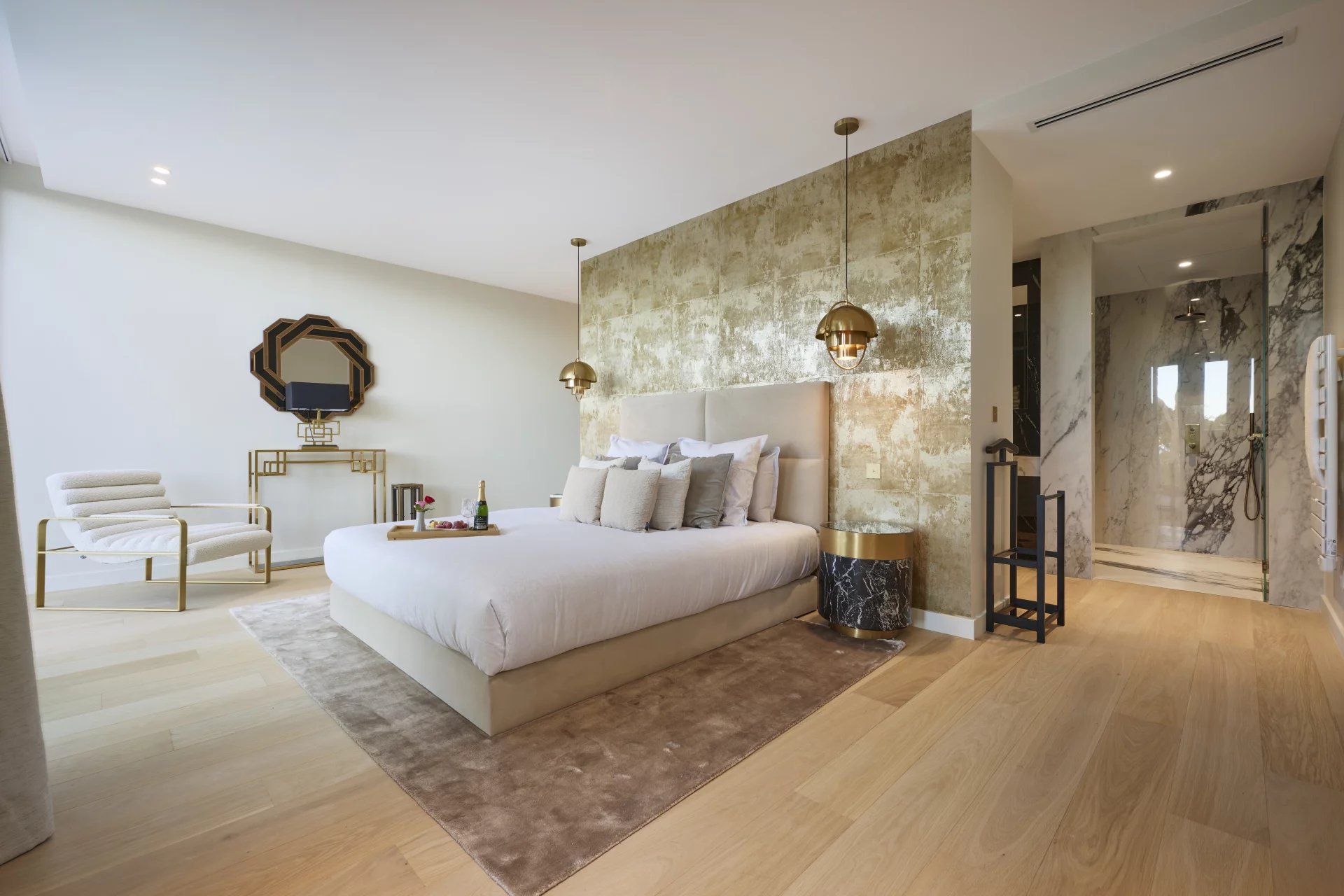Antibes, Provence-Alpes-Côte d?Azur, 06600, FR, 4 Bedrooms Bedrooms, ,4 BathroomsBathrooms,Residential,For Sale,1610674