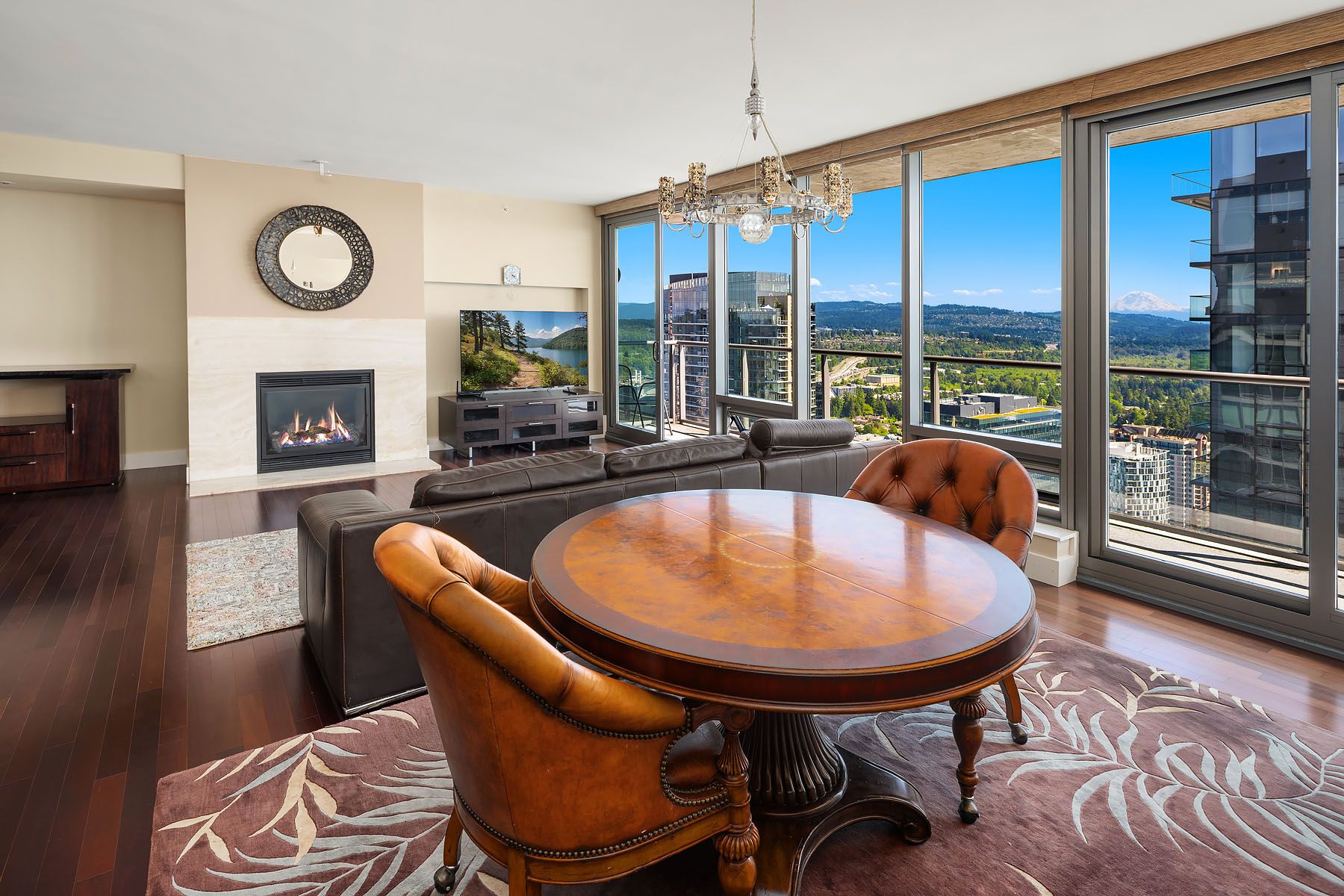  650 Bellevue Wy NE, Bellevue, WA 98004 - 物件實景